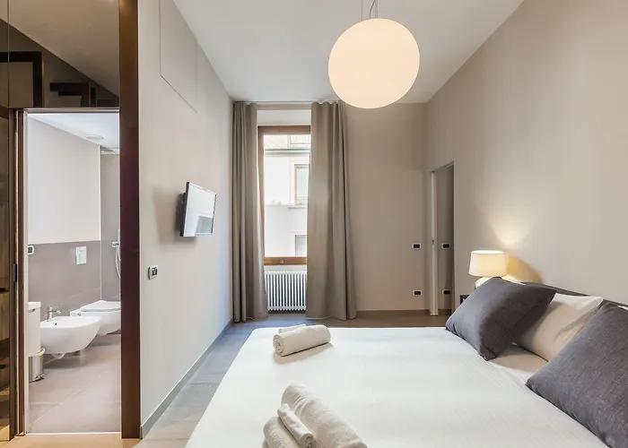 Easyhomes-duomo & Apartamento