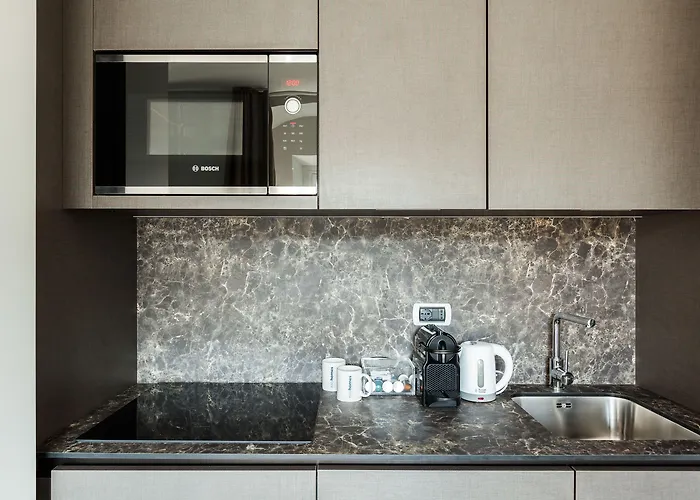 Easyhomes-duomo & Apartamento *