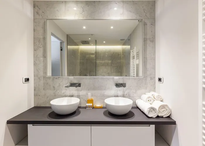 Easyhomes-duomo & Apartamento Milão